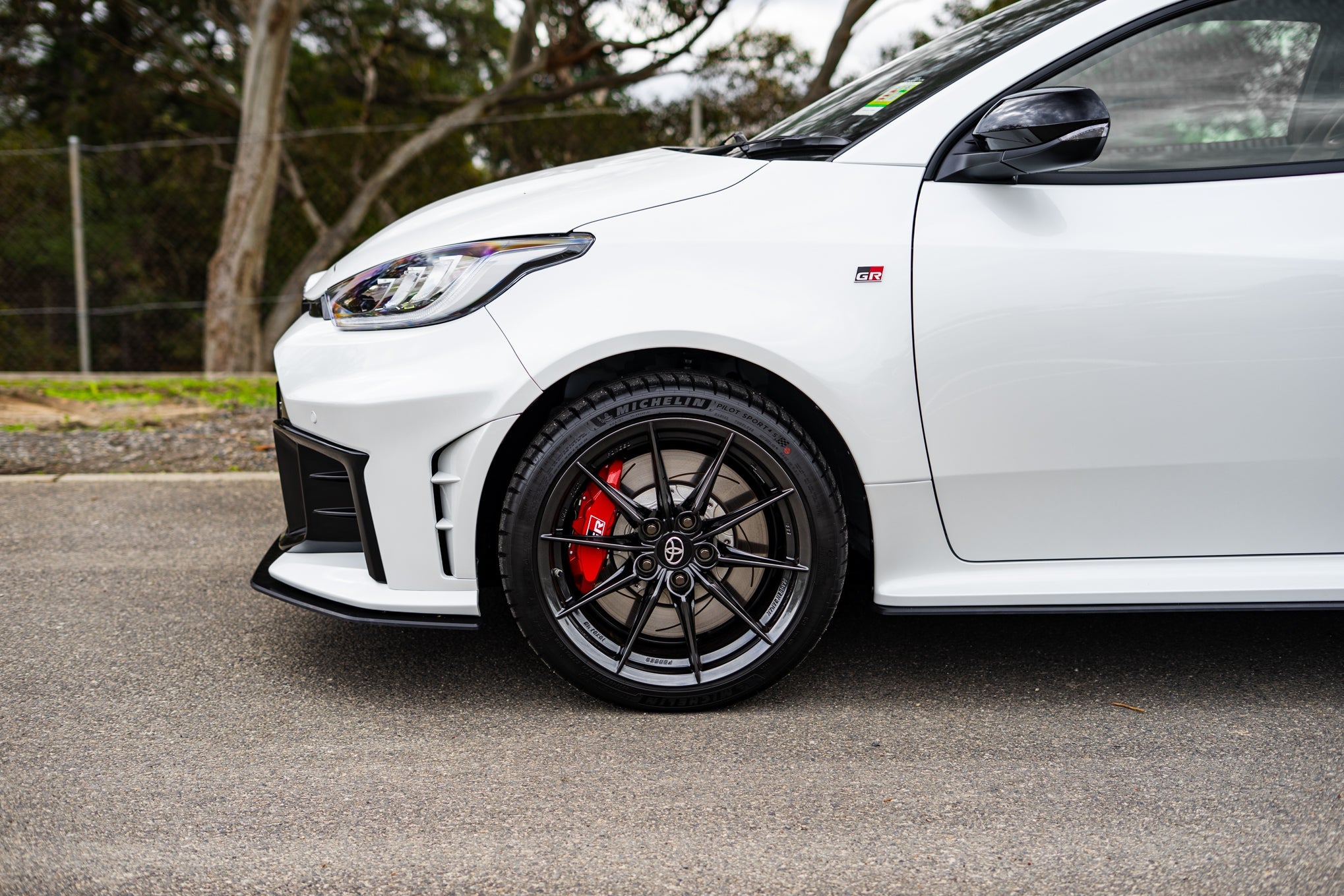 Flow Designs Toyota Yaris GR Gen2 2025 Side Splitter (Pair) - iilumolab