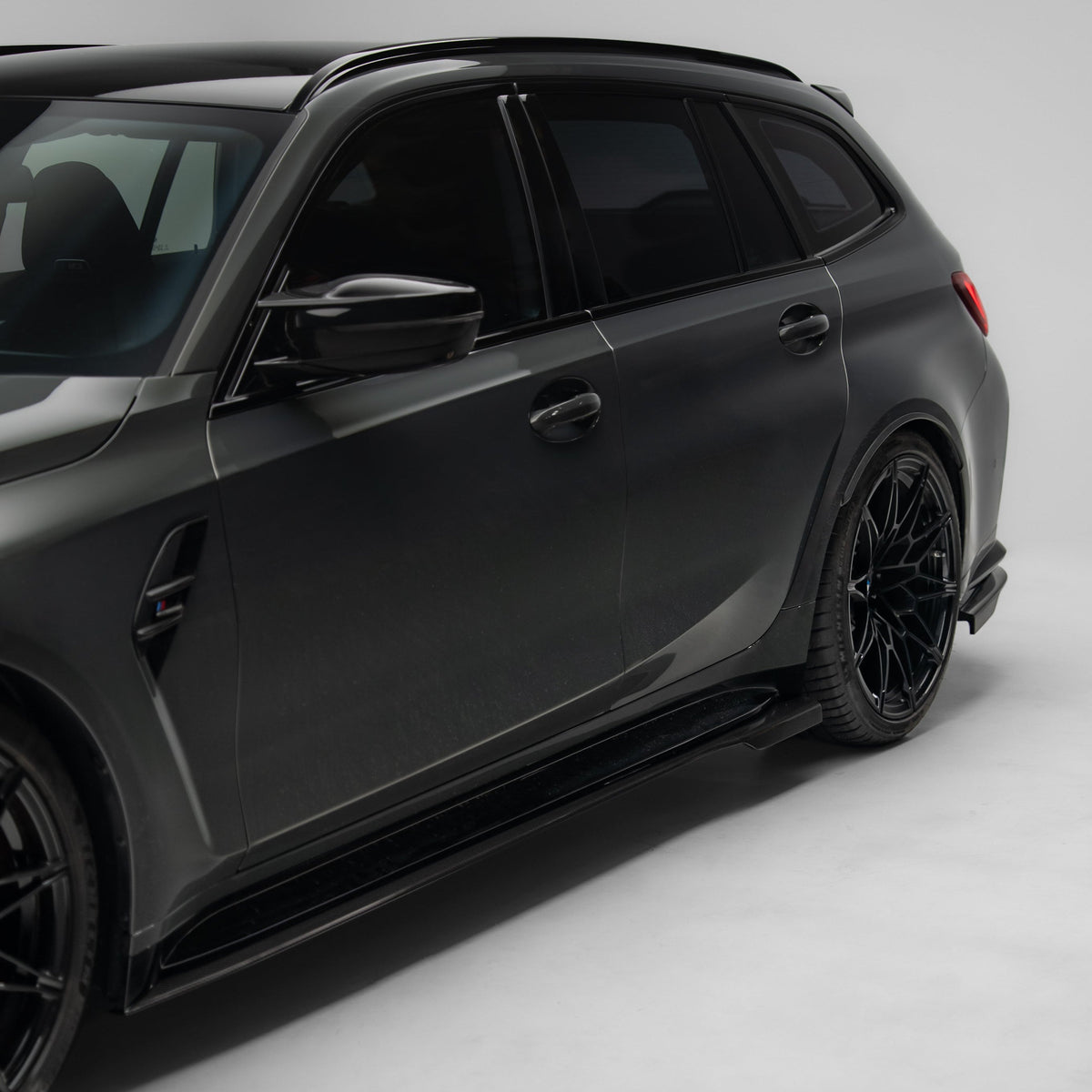 ADRO Dry Carbon Fibre Side Skirts for BMW G80 G81 M3 2020+ - iilumolab