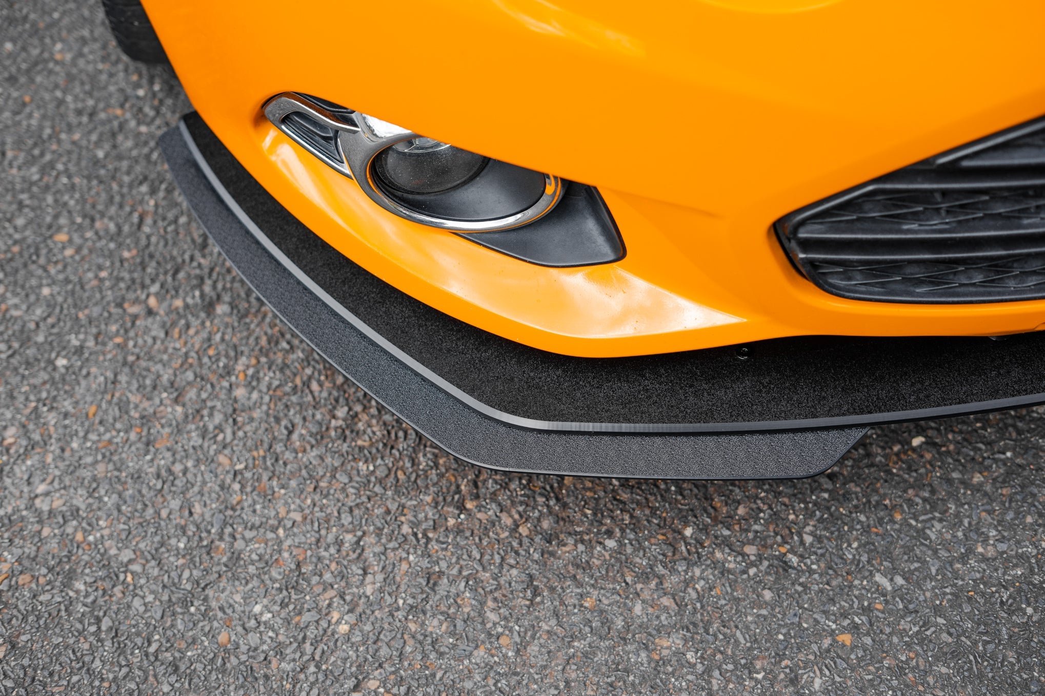 Flow Designs Ford Falcon FG MK2 Front Lip Splitter Extensions - iilumolab