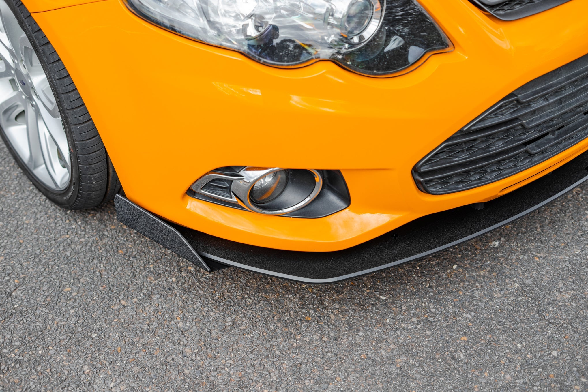 Flow Designs Ford Falcon FG MK2 Front Lip Splitter Winglets (Pair) - iilumolab