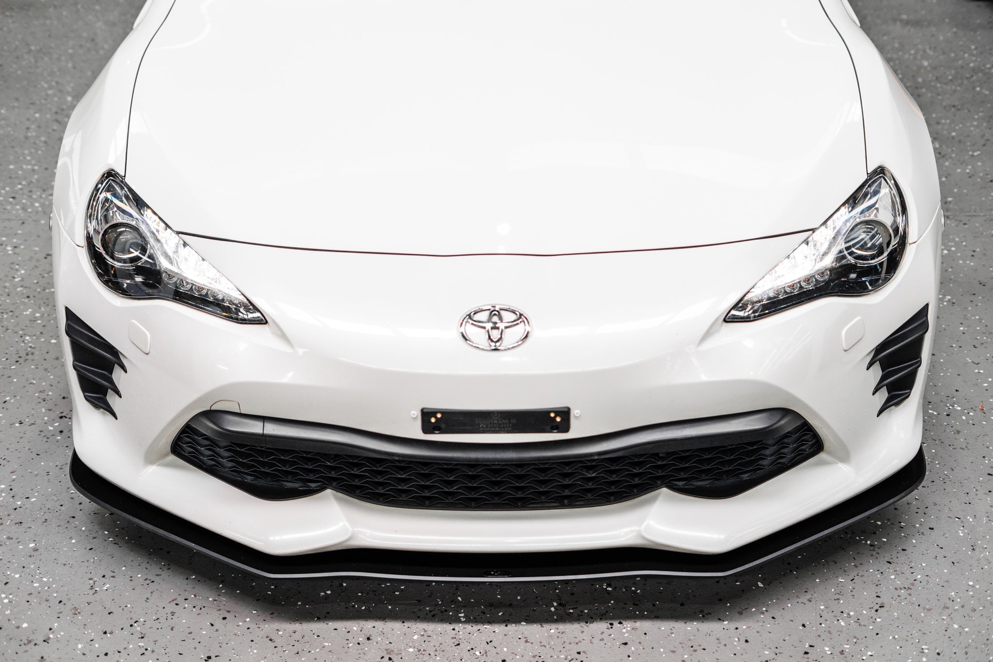 Flow Designs Toyota 86 (Facelift) Front Lip Splitter V1 (Without Support Rods) - iilumolab