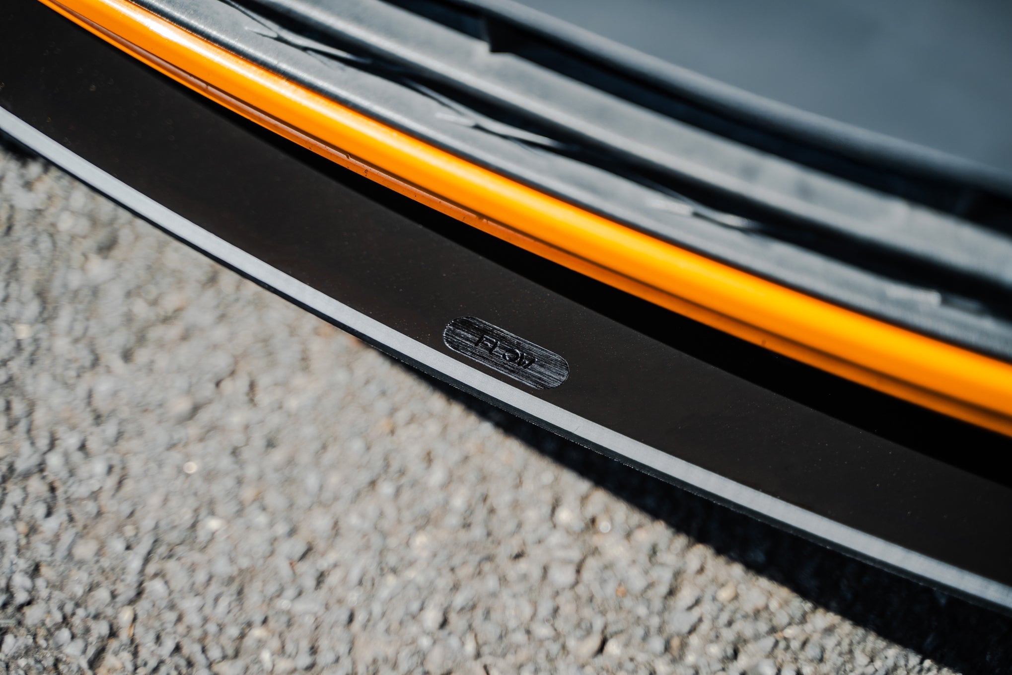 Flow Designs Ford Falcon FG MK2 Front Lip Splitter - iilumolab