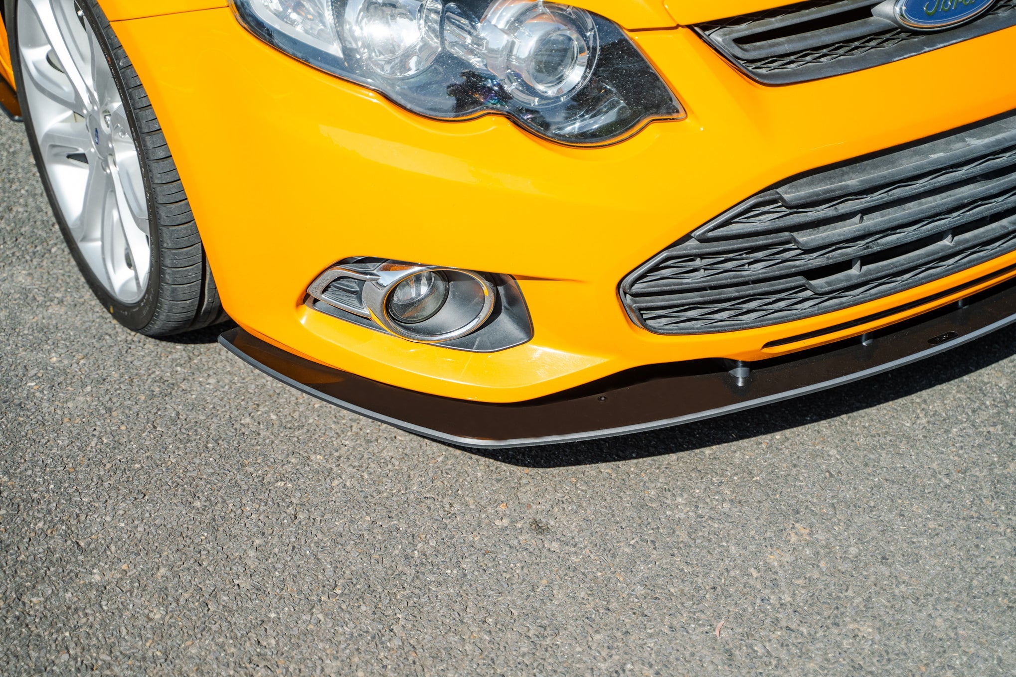 Flow Designs Ford Falcon FG MK2 Front Lip Splitter - iilumolab