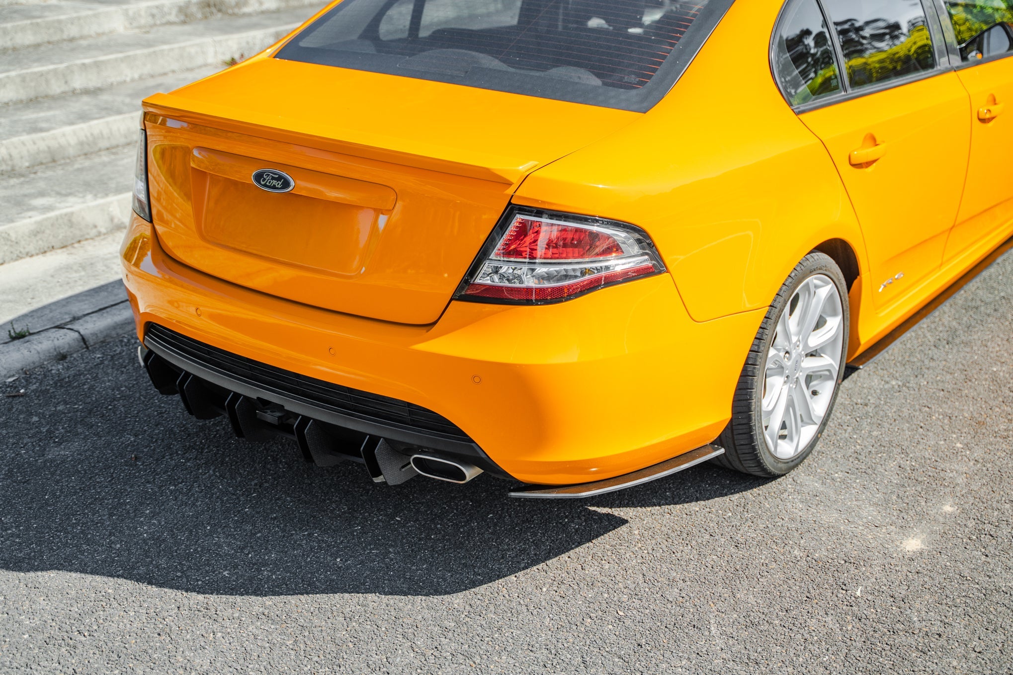 Flow Designs Ford Falcon FG MK2 Rear Spats (Pair) - iilumolab