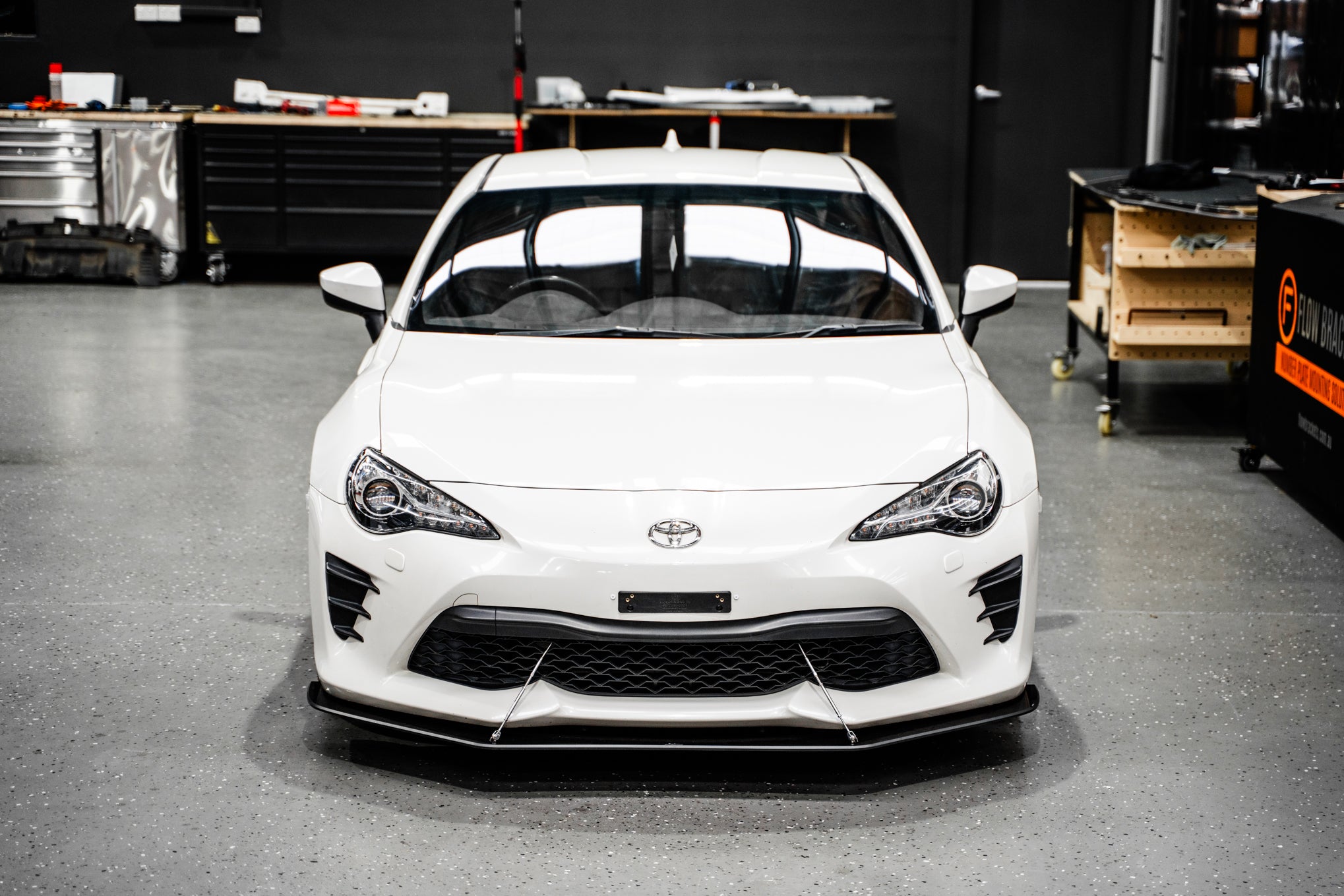 Flow Designs Toyota 86 (Facelift) Front Lip Splitter V2 (With Support Rods) - iilumolab