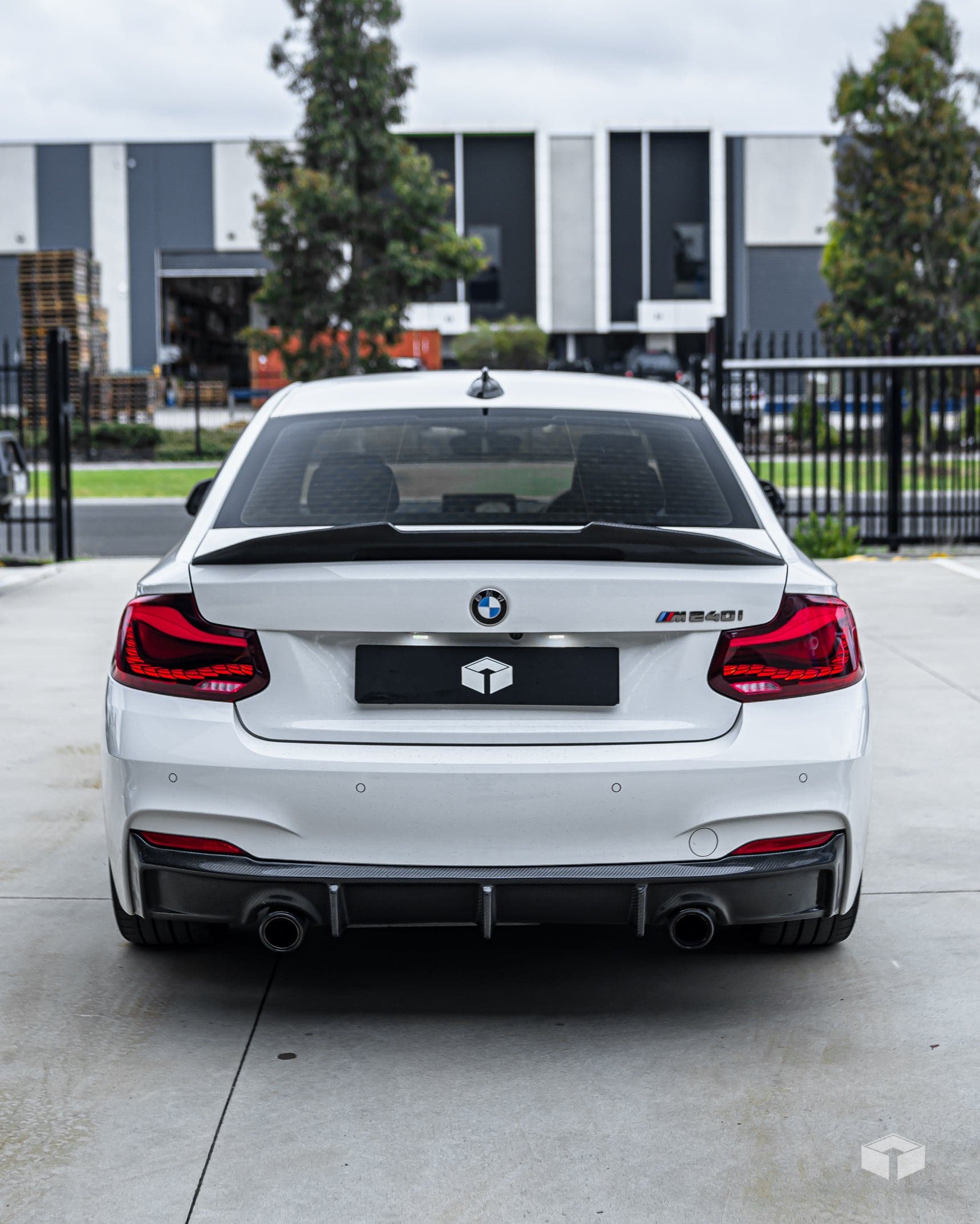 2014-2022 BMW 2 SERIES F22 F23 M2 F87 GTS STYLE OLED TAIL LIGHTS - iilumo