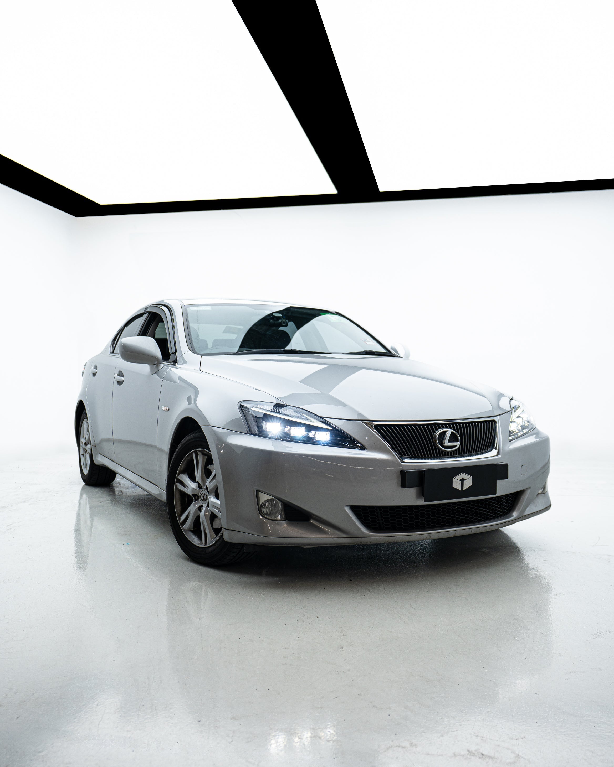 2006-2013 LEXUS IS250 IS350 ISF SEQUENTIAL LED HEADLIGHTS V2 - iilumo
