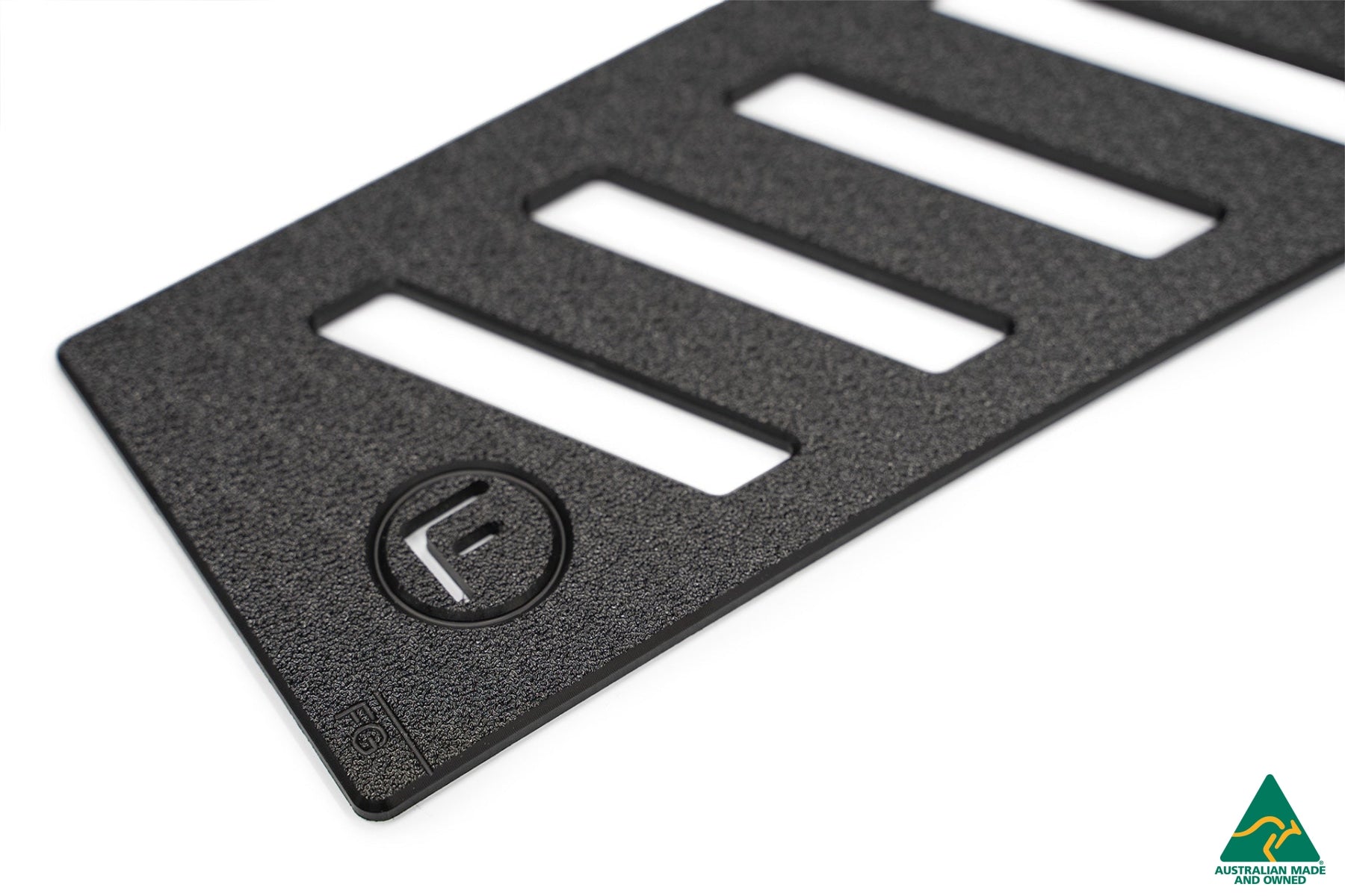 Flow Designs Falcon FG Rear Window Vents (Pair) - iilumolab