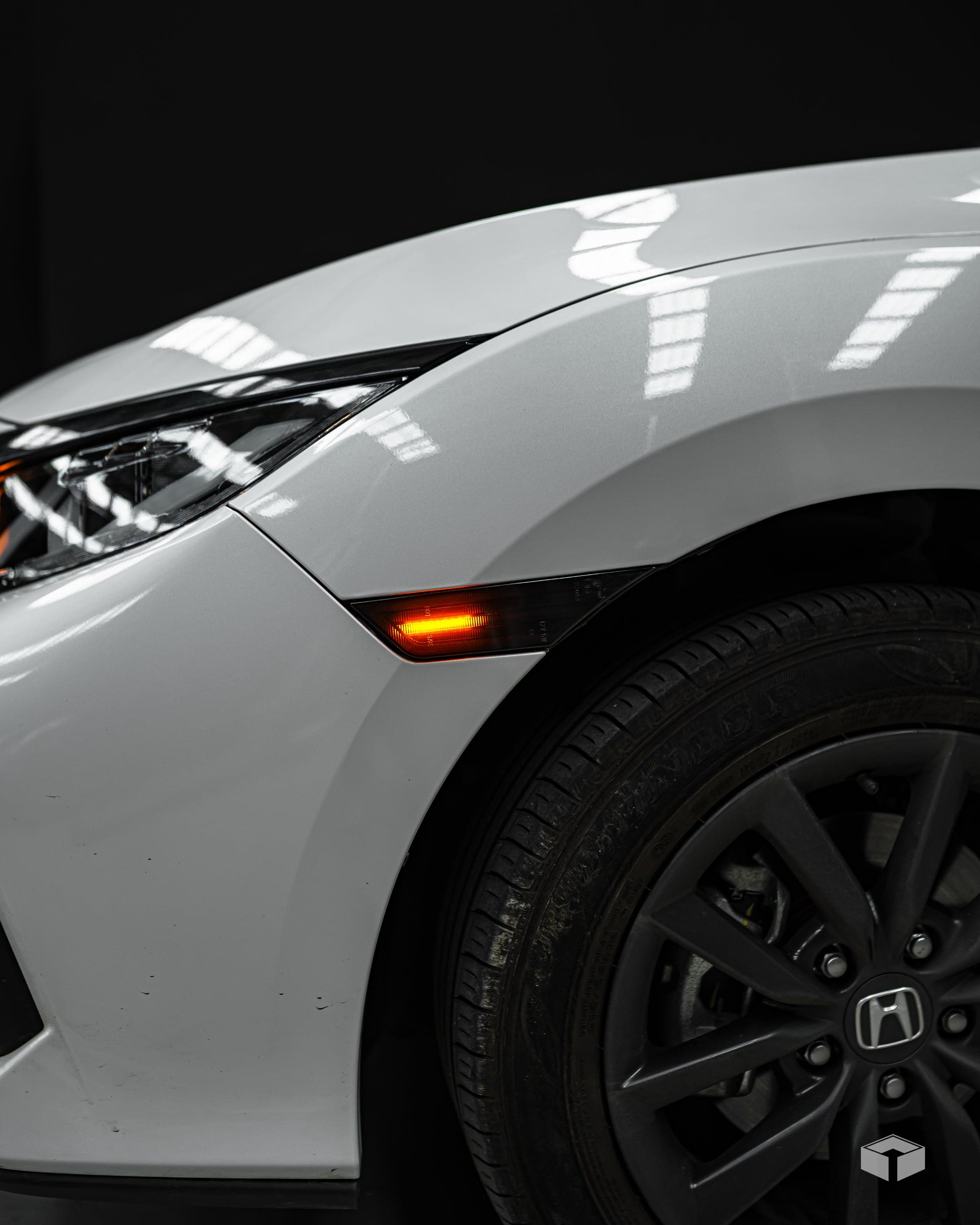 DYNAMIC LED SIDE MARKERS : HONDA CIVIC (10TH GEN)