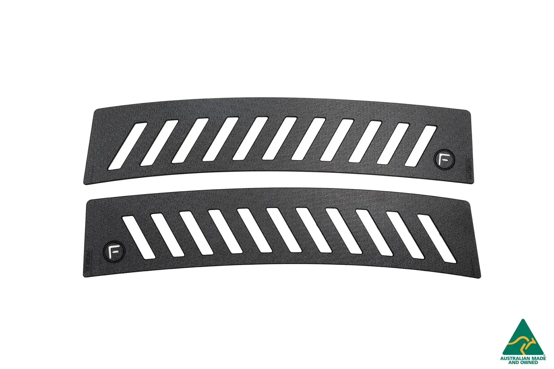 VF Commodore Sedan Rear Window Vents (Pair) - iilumolab