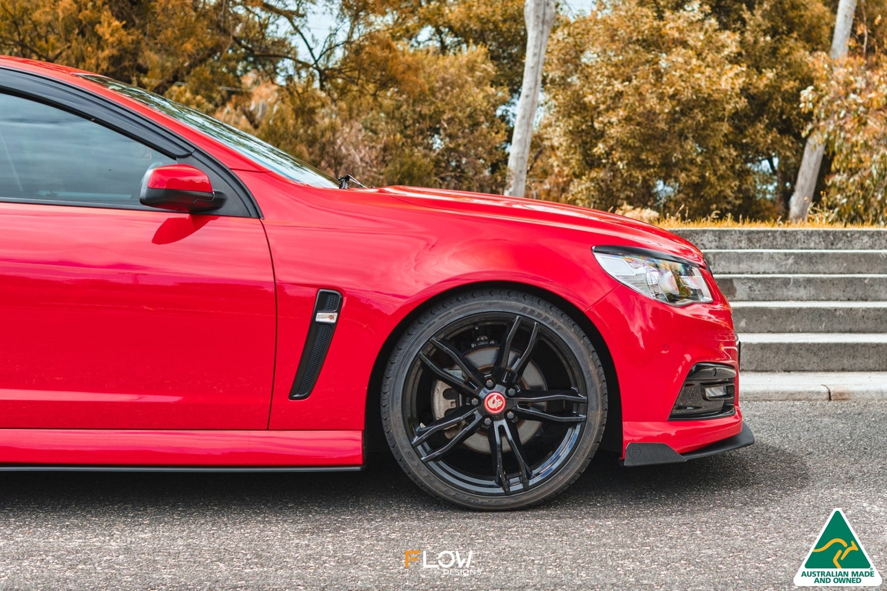 VF Commodore S1 Sedan Front Lip Splitter Winglets (Pair) - iilumolab