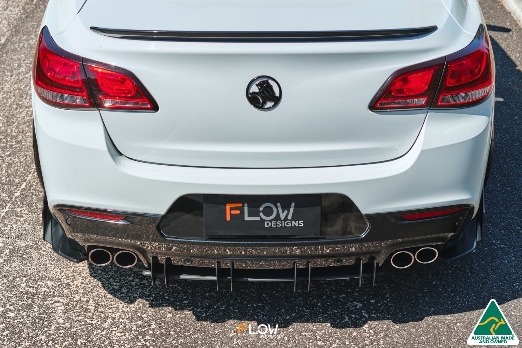 Flow Designs VF Commodore S2 Sedan Flow-Lock Rear Diffuser - iilumolab