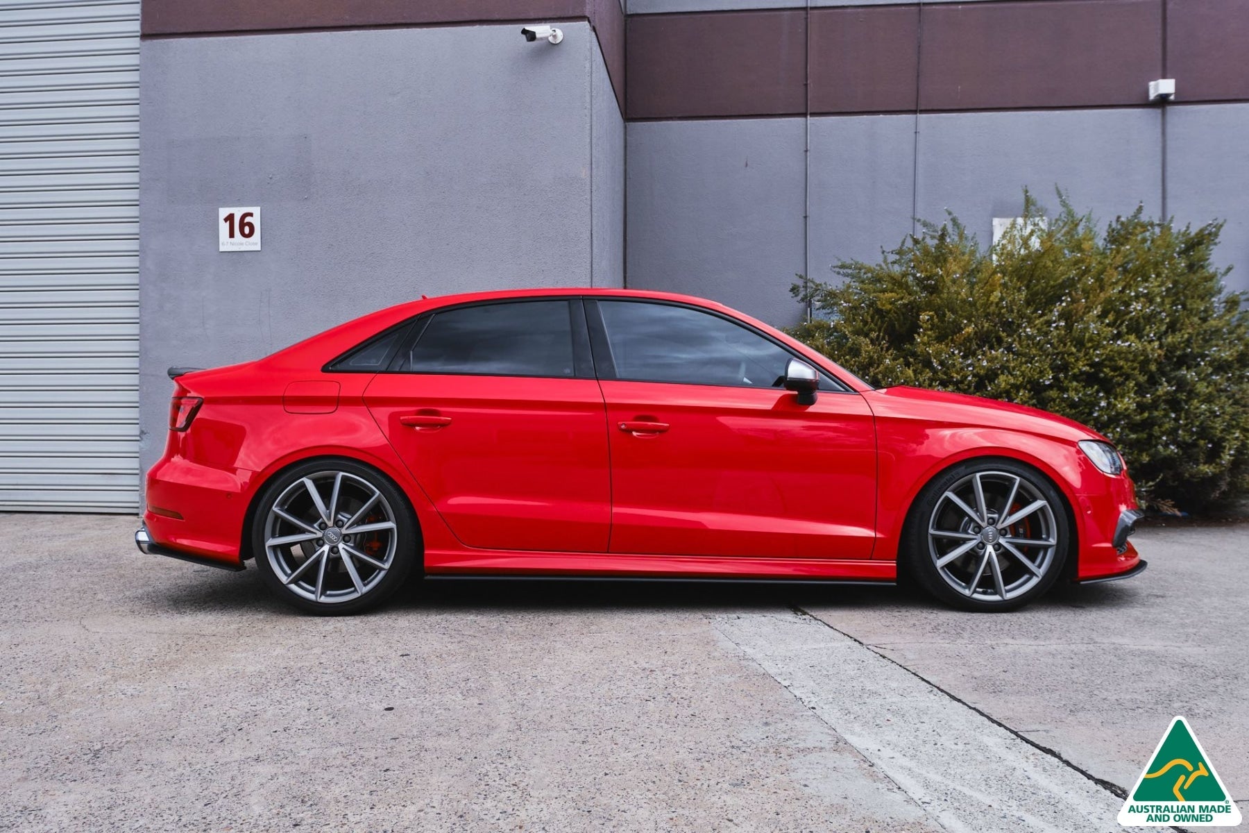 Flow Designs S3 8V Sedan Pre-Facelift Side Skirt Splitters V3 (Pair) - iilumolab