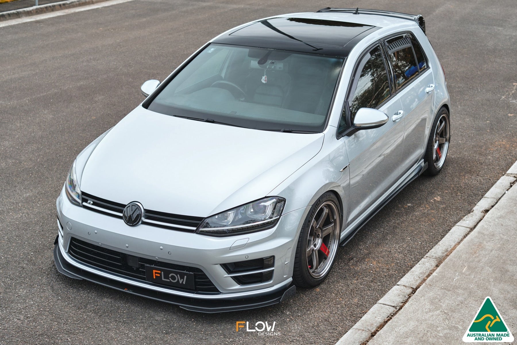 Flow Designs EX-DISPLAY -DISCONTINUED SANDED MATTE FINISH - MK7 Golf R (EU/AU) Chassis Mounted Front Lip Splitter V3 - iilumolab