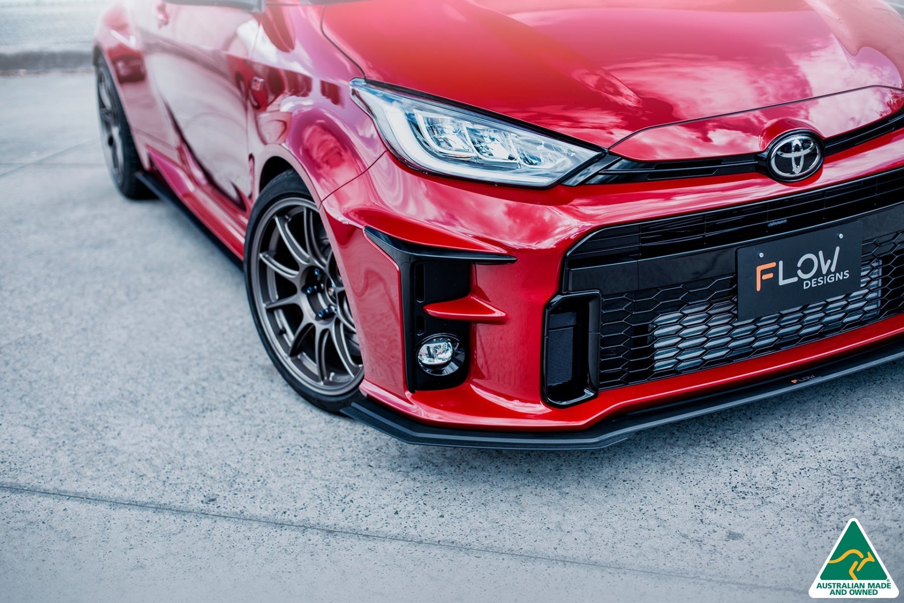 Flow Designs Yaris GR Gen1 Front Lip Splitter Extensions (Pair) - iilumolab