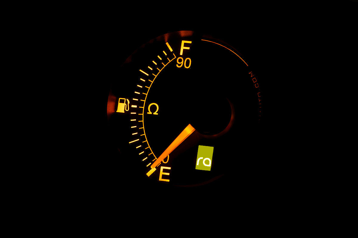 Radium Fuel Level Gauge Mount