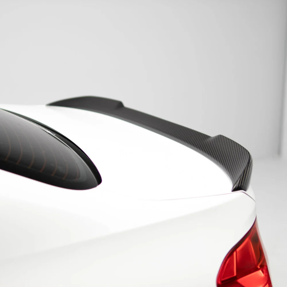 CS Style Pre Pregged Dry Carbon Fiber Spoiler for BMW 3 Series F30 13-18 / M3 13-20 F80