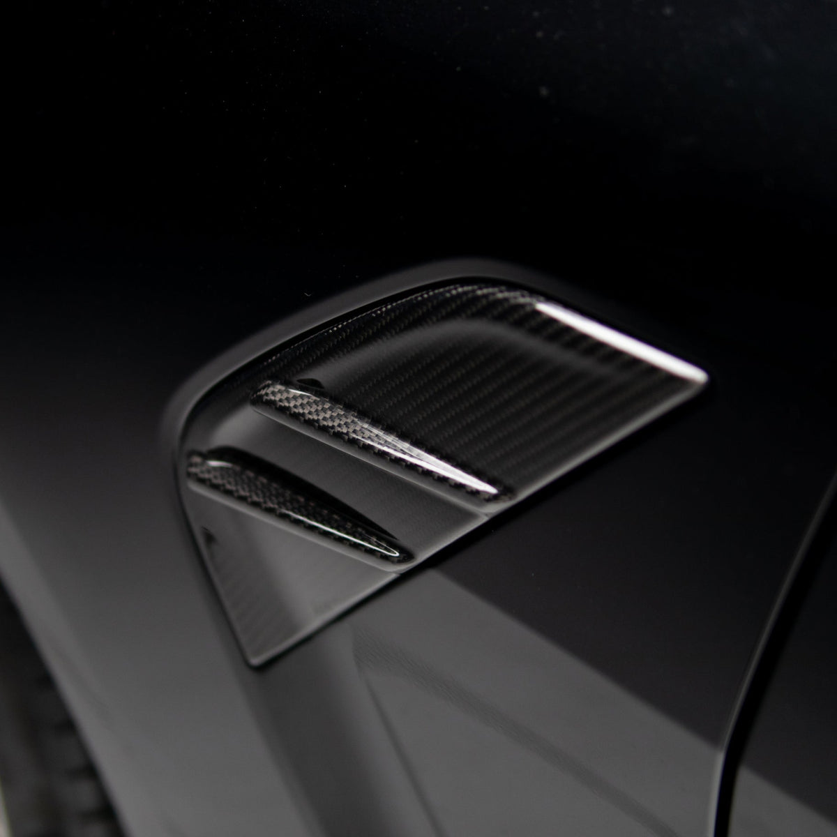 M Performance Style Pre Pregged Dry Carbon Fender Vent Cover for BMW M4 G82 G83 2020+