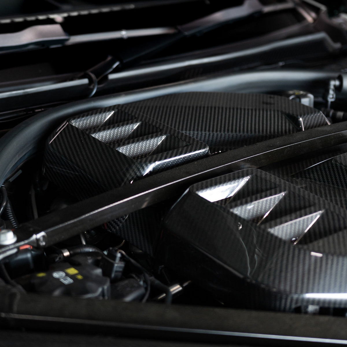 OEM Style Pre Pregged Dry Carbon Engine Cover For BMW M2 G87 / M3 G80 G81 / M4 G82 G83 2020+