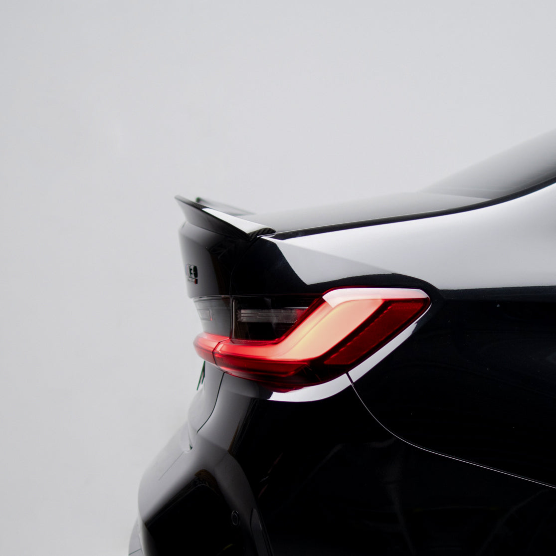 CS Style Pre Pregged Dry Carbon Fiber Spoiler for BMW 3 Series G20 / M3 G80 2020+