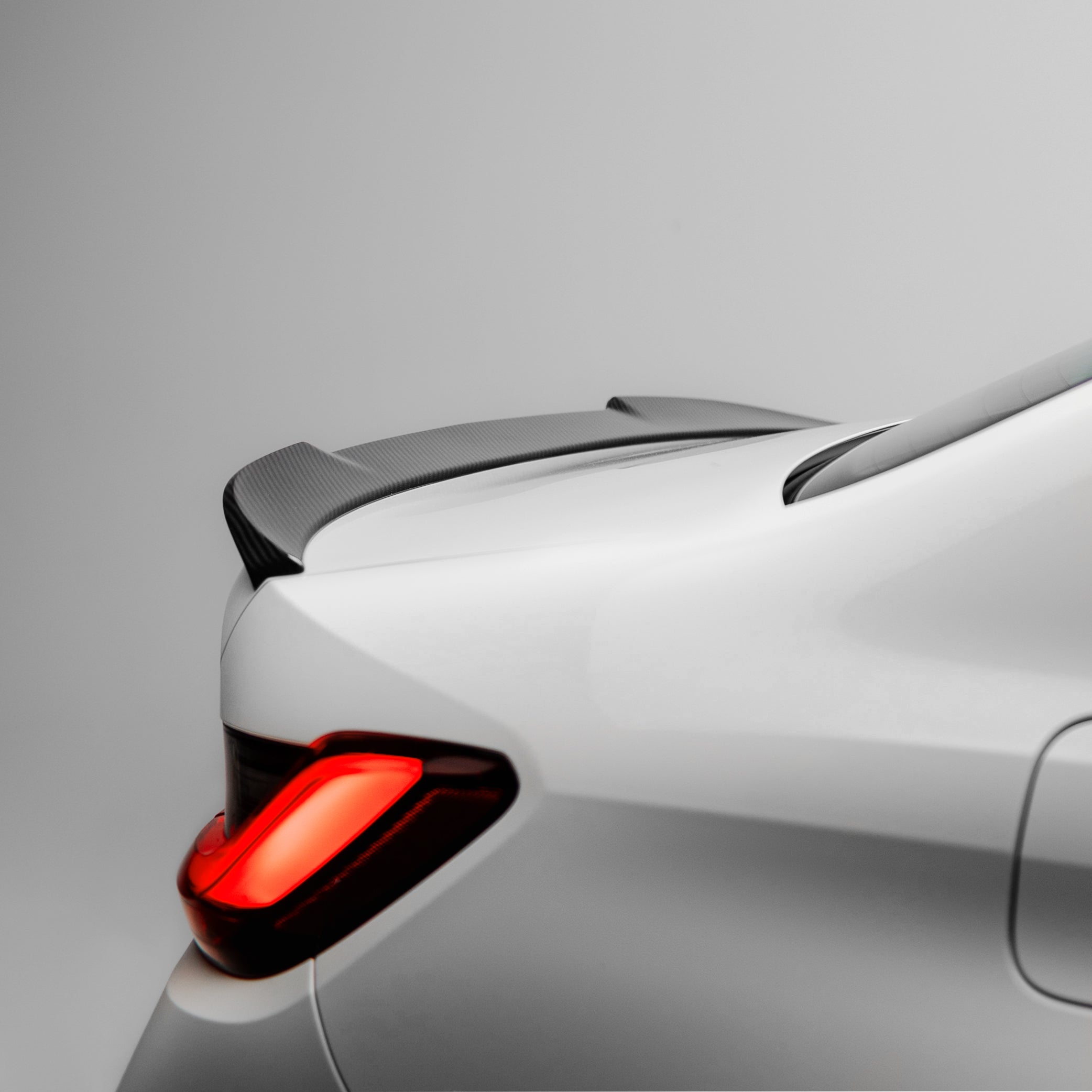 CS Style Pre Pregged Dry Carbon Fiber Spoiler for BMW 3 Series G20 / M3 G80 2020+