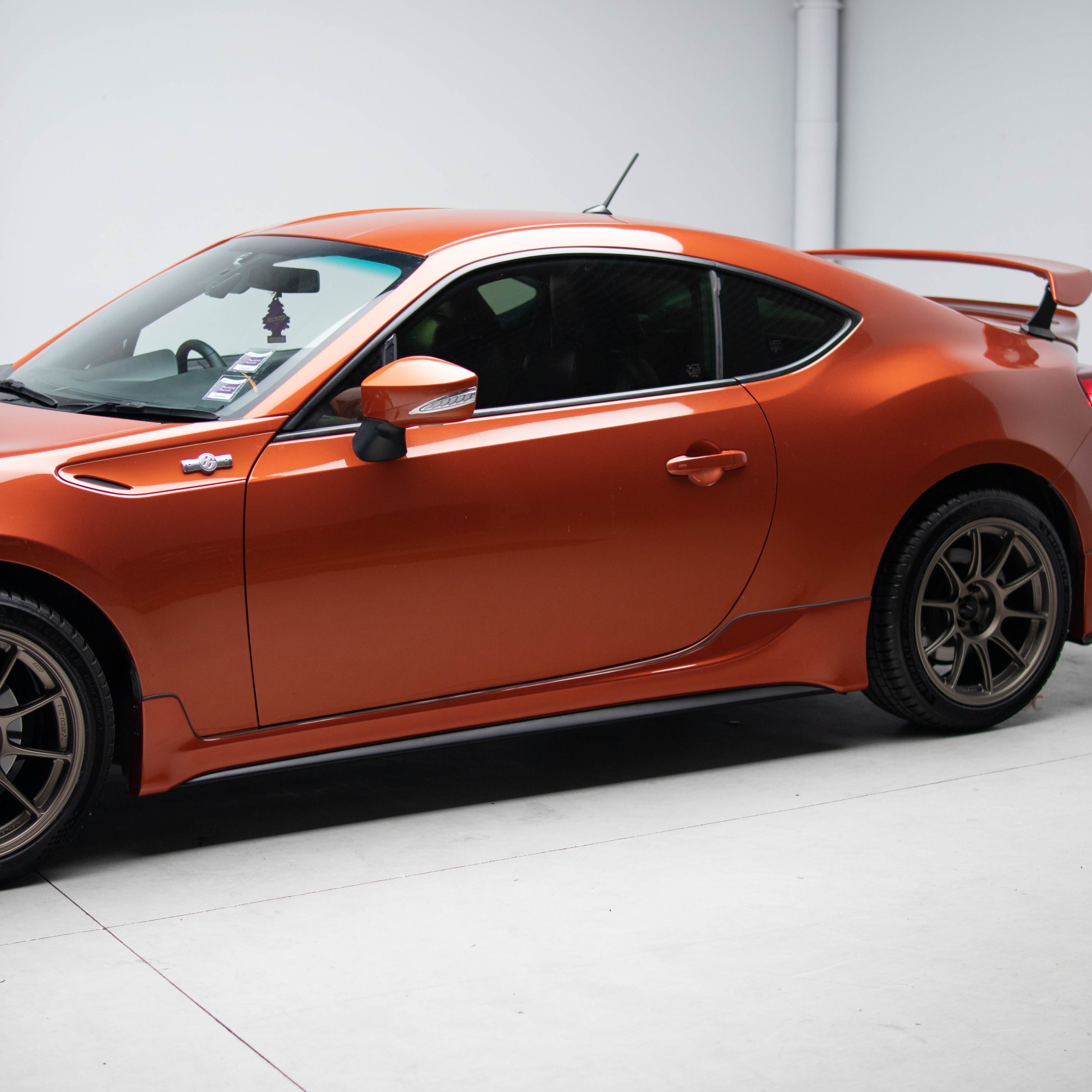 TRD V1 / Aero Nur Style Side Skirt for 12-21 Toyota 86 (ZN6)/Subaru BRZ (ZC6)