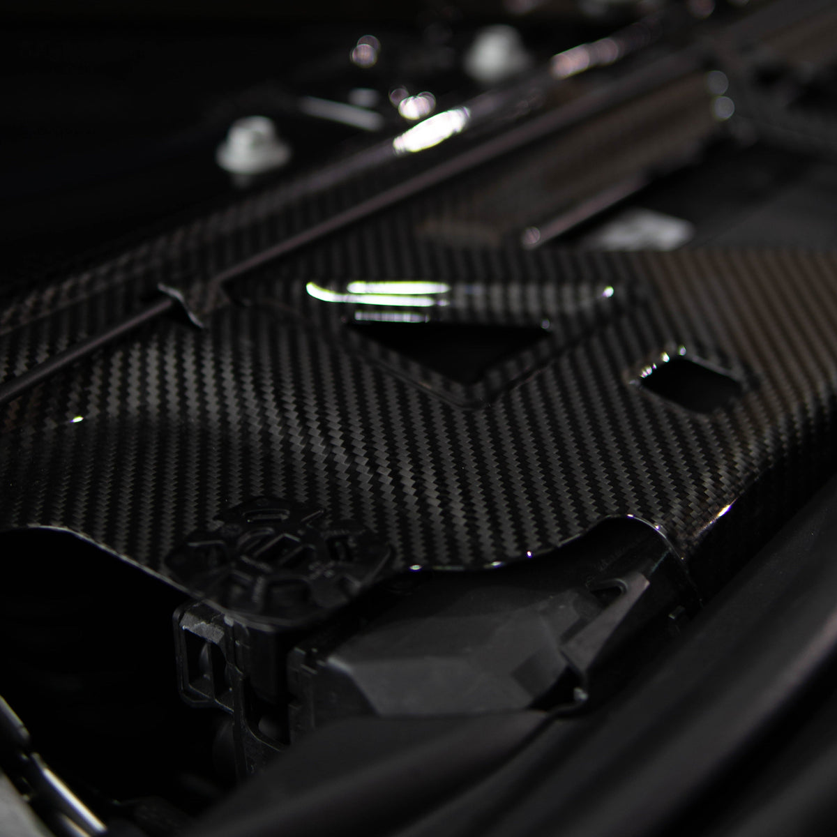 OEM Style Pre Pregged Dry Carbon Fiber Cooling Shroud for BMW M2 G87 / M3 G80 G81 / M4 G82 G83 2020+