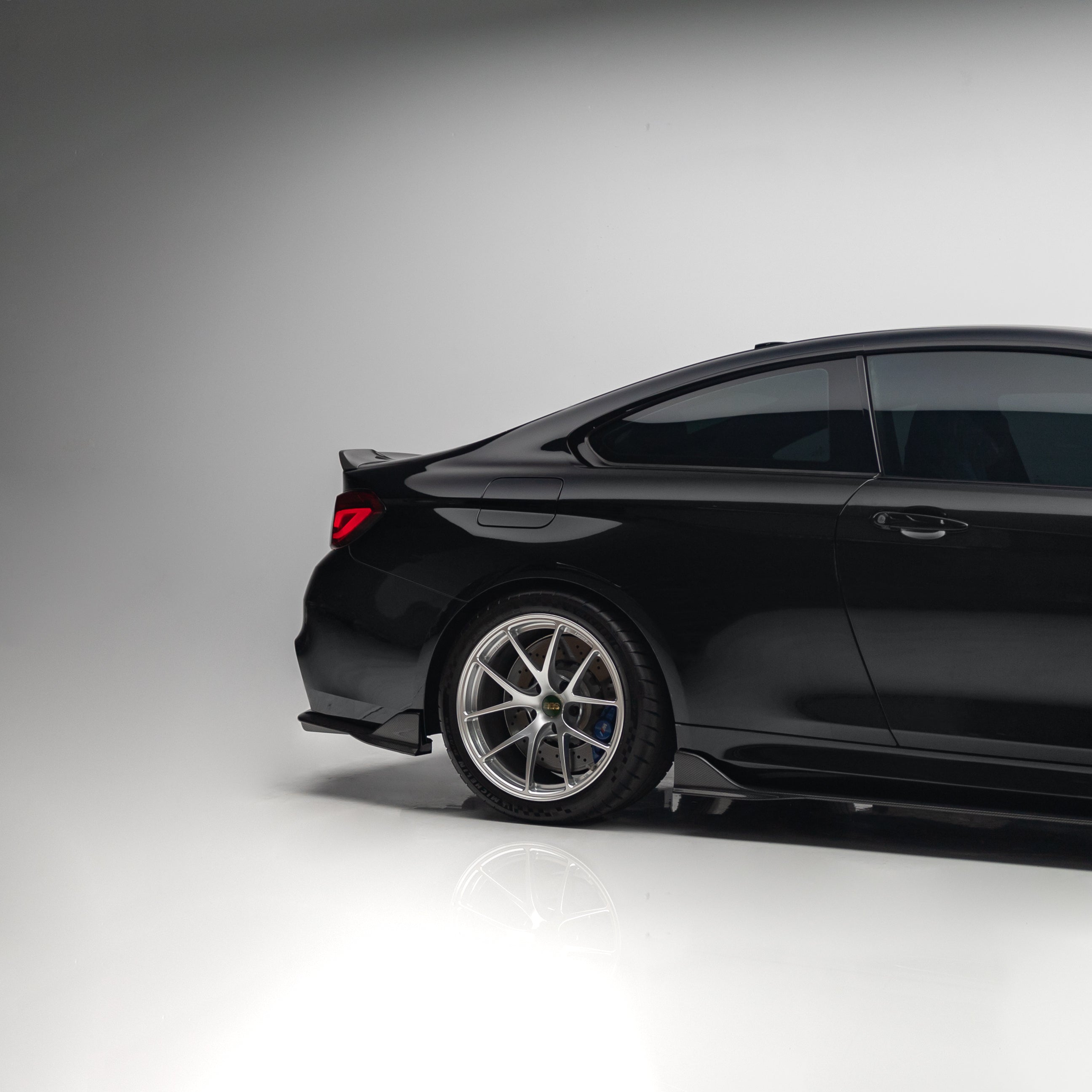 ADRO BMW M4 F82 Dry Carbon Fiber Rear Spoiler 2013-2020