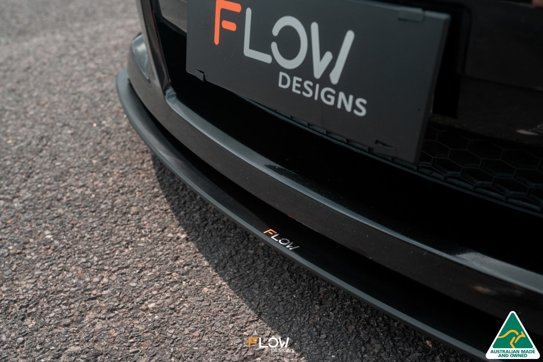 Flow Designs VE Commodore S1 Sedan Front Lip Splitter - iilumolab