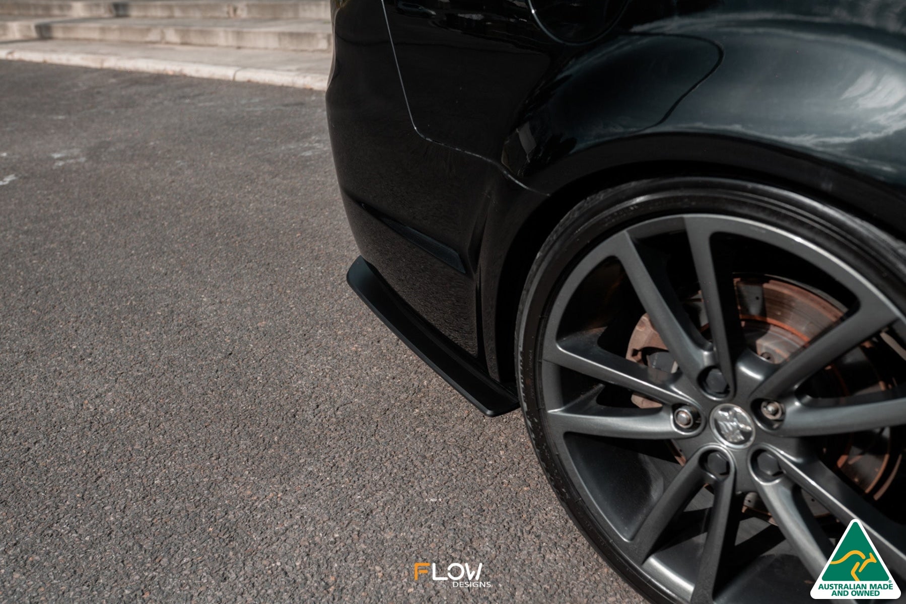 Flow Designs VE Commodore S1 Sedan Rear Spats (Pair) - iilumolab