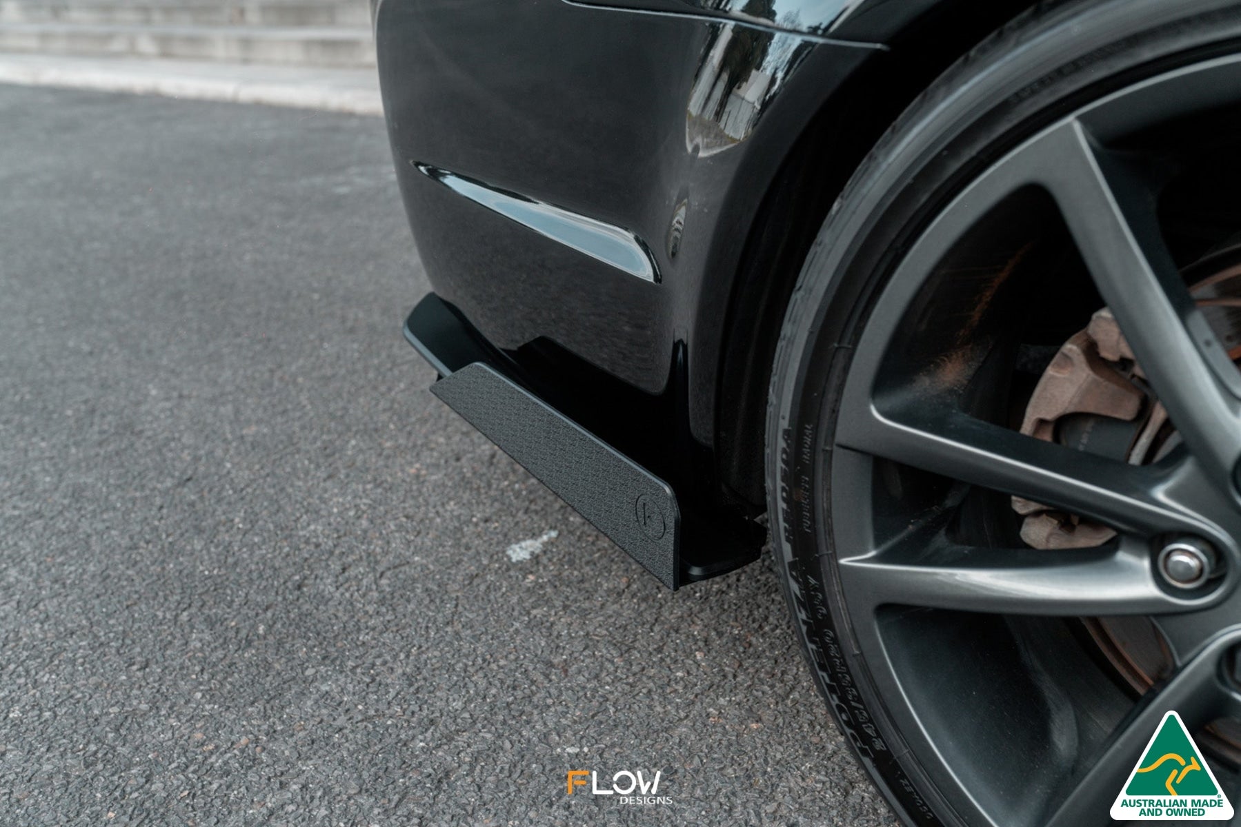 Flow Designs VE Commodore S1 Sedan Rear Spats (Pair) - iilumolab