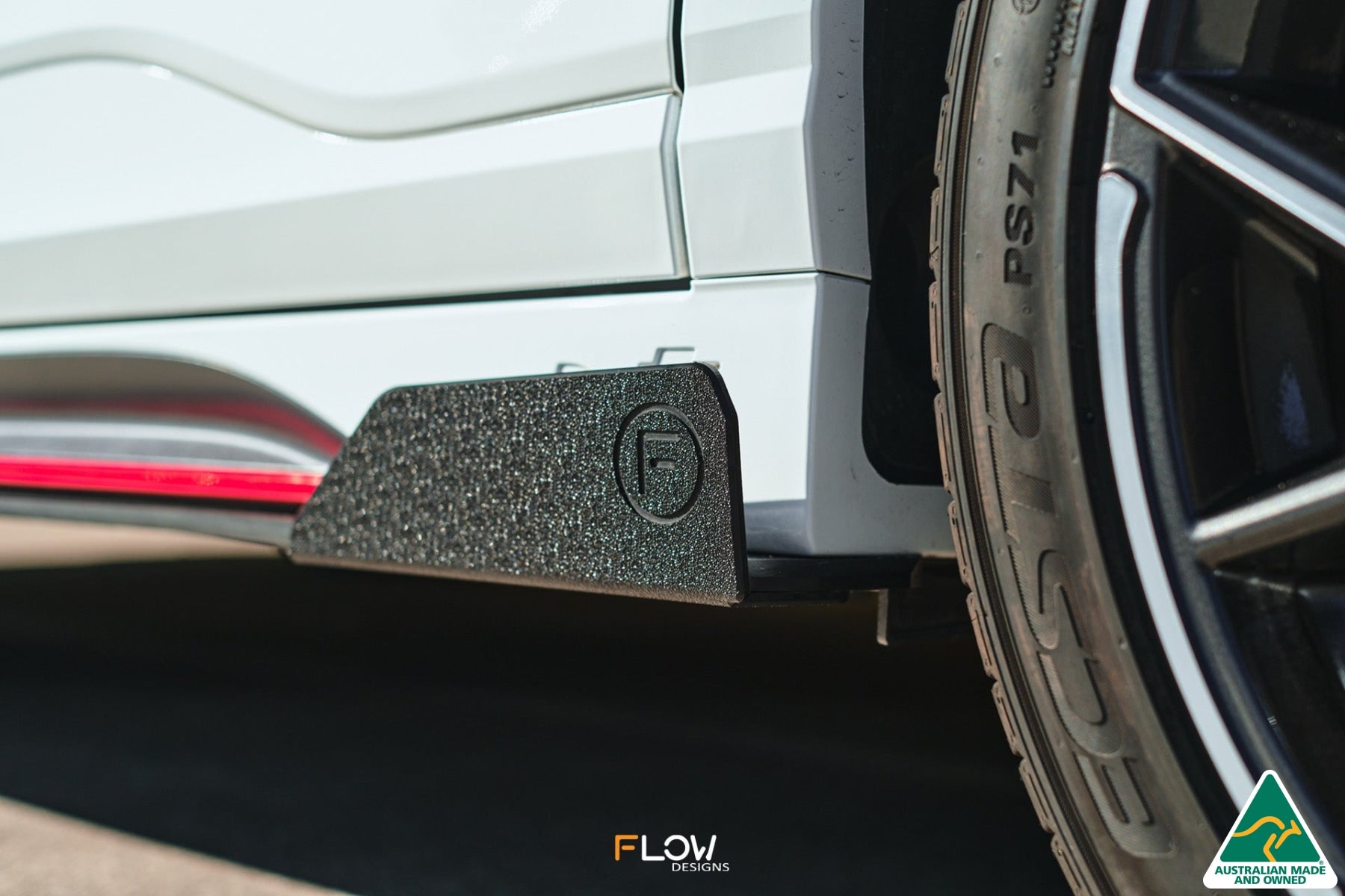 Flow Designs Kona N Side Skirt Splitters (Pair)