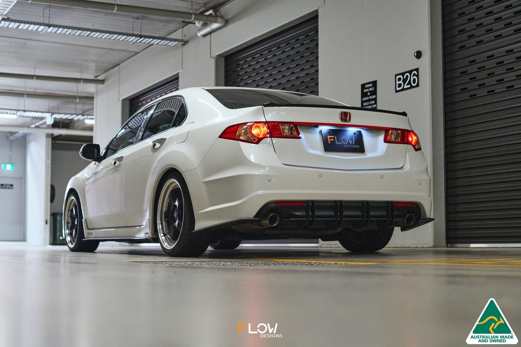 Flow Designs DISCONTINUED SANDED MATTE FINISH - CU2 Accord Euro Flow-Lock Rear Diffuser - Modulo - iilumolab