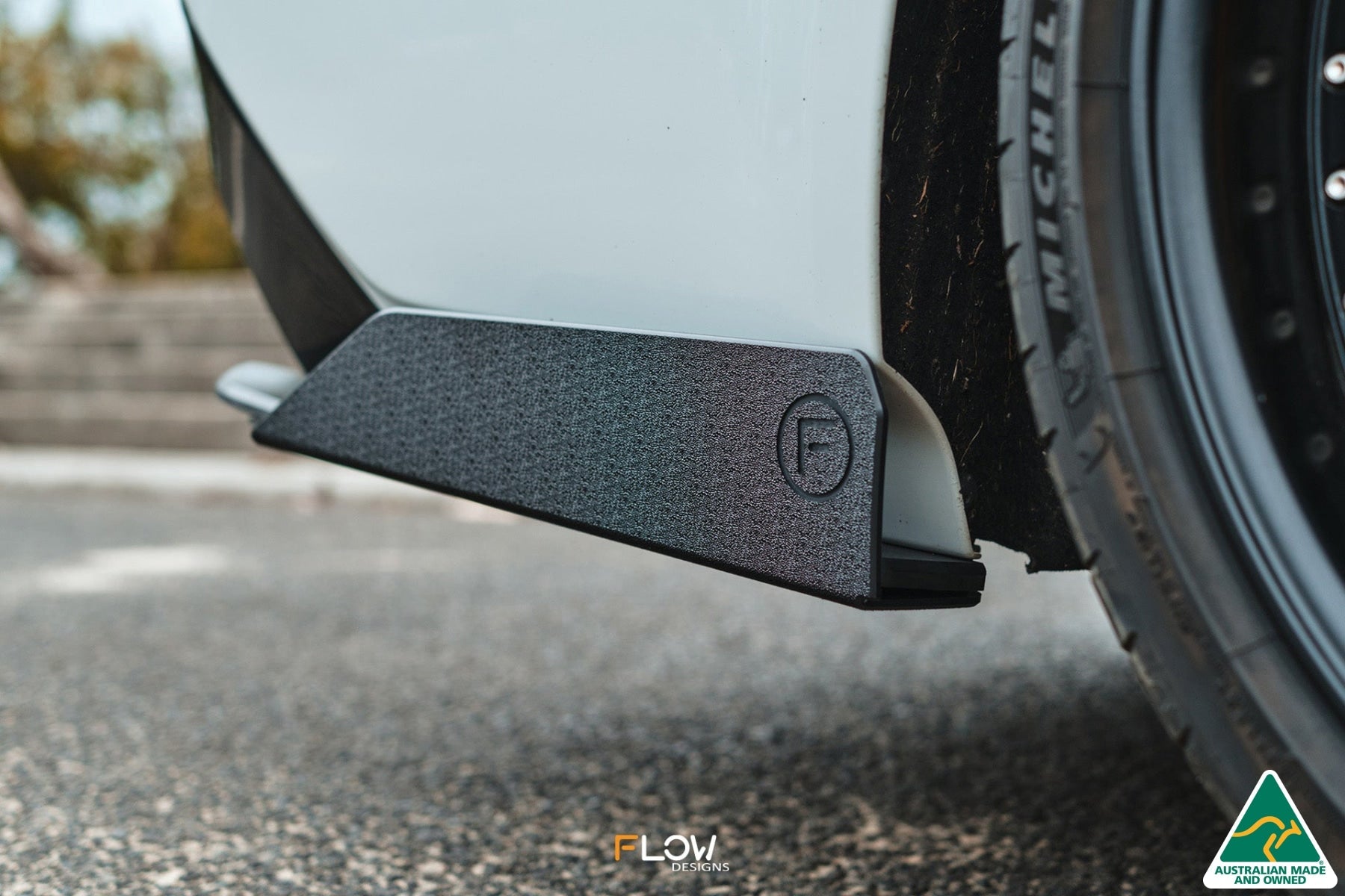 Flow Designs VF Commodore S2 Sedan Rear Spat Winglets (Pair) - iilumolab