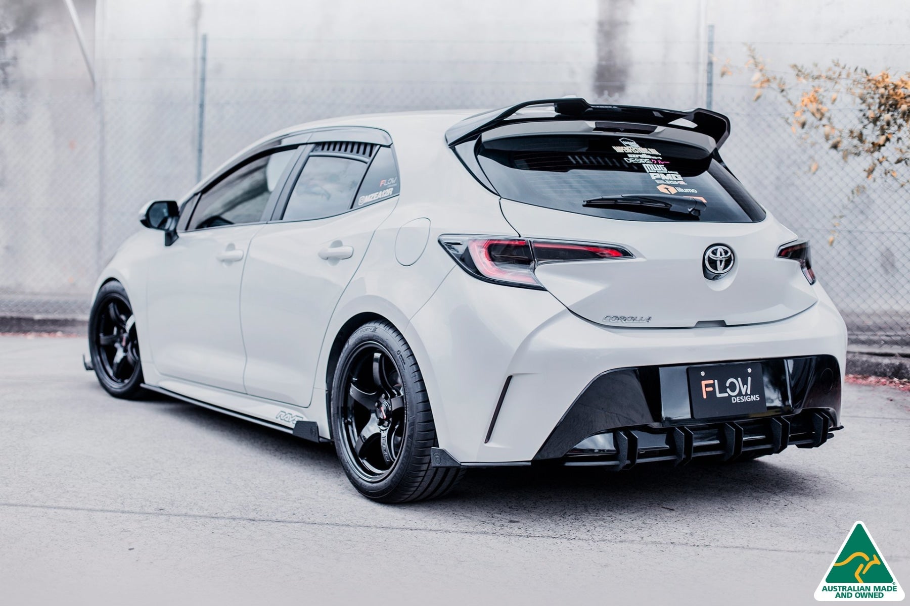 Flow Designs DISCONTINUED SANDED MATTE FINISH - Corolla MZEA12R/ZWE211R ZR 2018-2022 Flow-Lock Rear Diffuser - iilumolab
