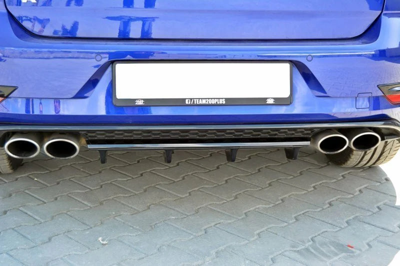 Maxton Designs Rear Central Splitters VW Golf Mk7.5 R (Facelift)