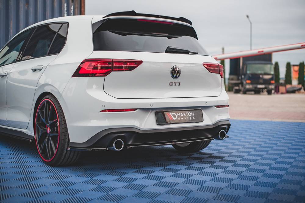 Maxton Designs Central Rear Splitter VW Golf Mk8 GTI