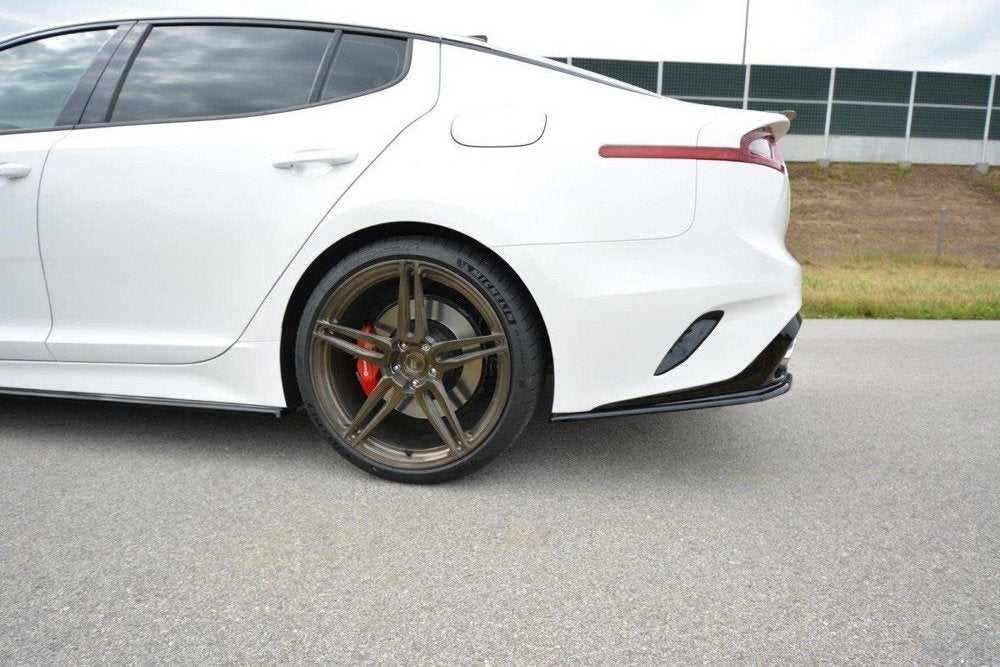 Maxton Design Kia Stinger GT Rear Side Splitters