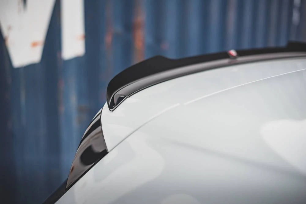 Maxton Designs Spoiler Cap VW Golf Mk8 GTI / R